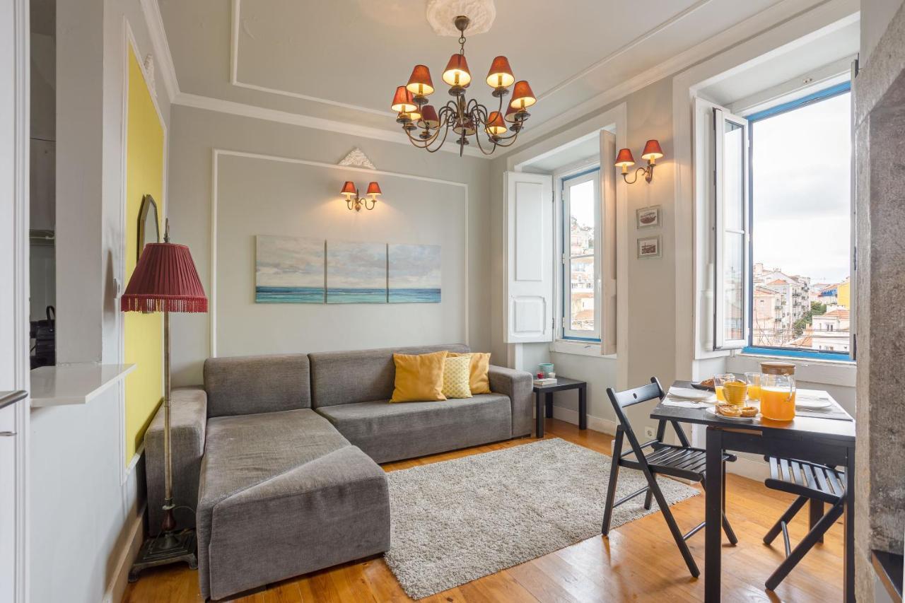 Bright Tailor Made Apartment By The Castle ลิสบอน ภายนอก รูปภาพ